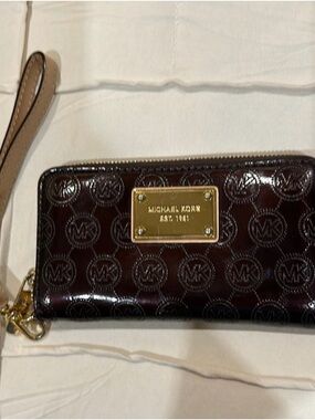 Michael Kors Glossy Embossed Logo Wallet - Burgundy with Gold Plate